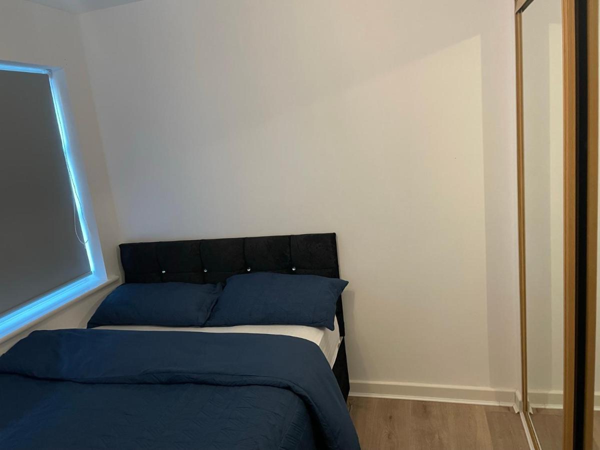 King Dems Home Ντάγκεναμ Εξωτερικό φωτογραφία