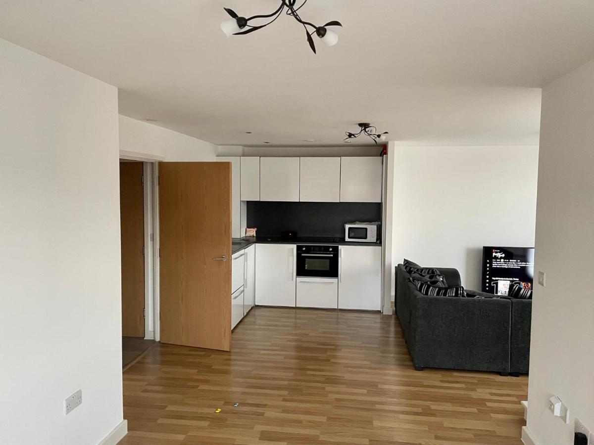 King Dems Home Ντάγκεναμ Εξωτερικό φωτογραφία