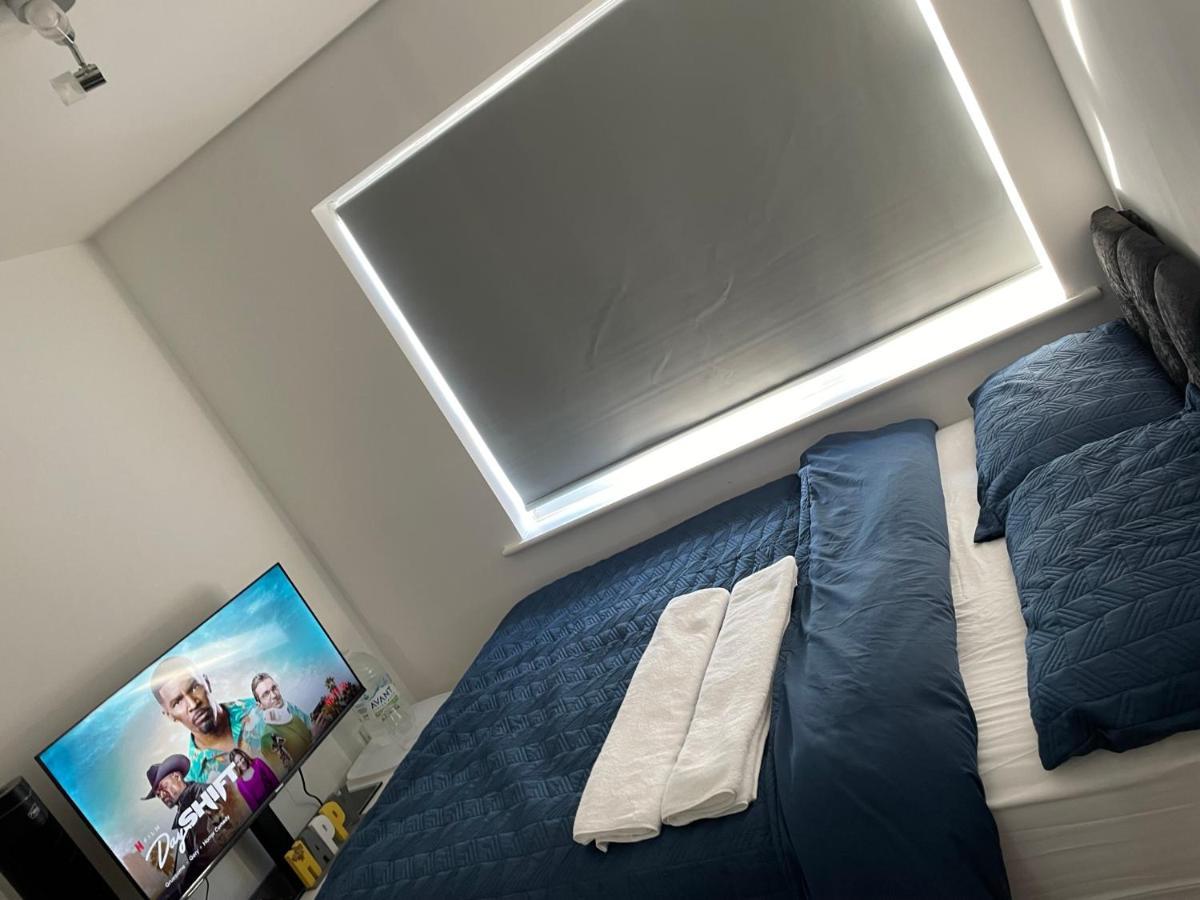 King Dems Home Ντάγκεναμ Εξωτερικό φωτογραφία