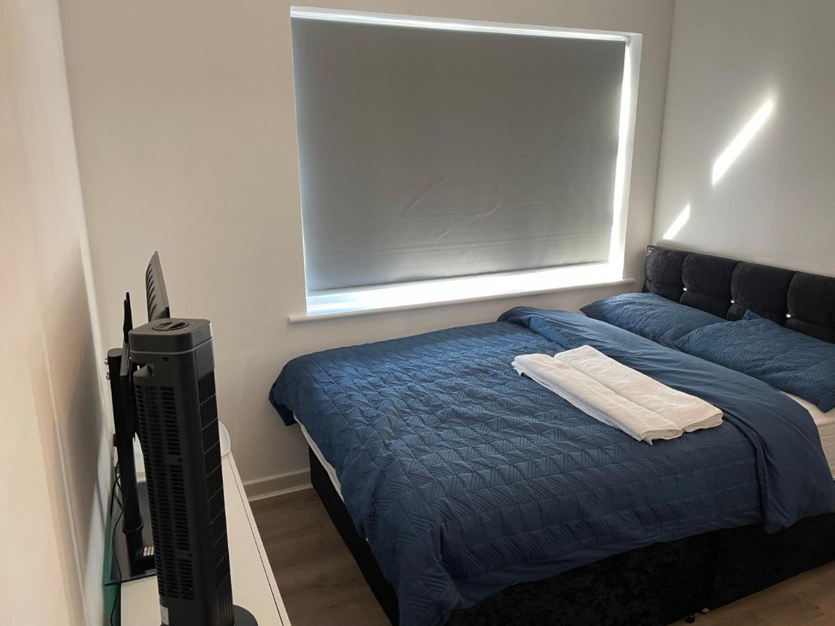 King Dems Home Ντάγκεναμ Εξωτερικό φωτογραφία